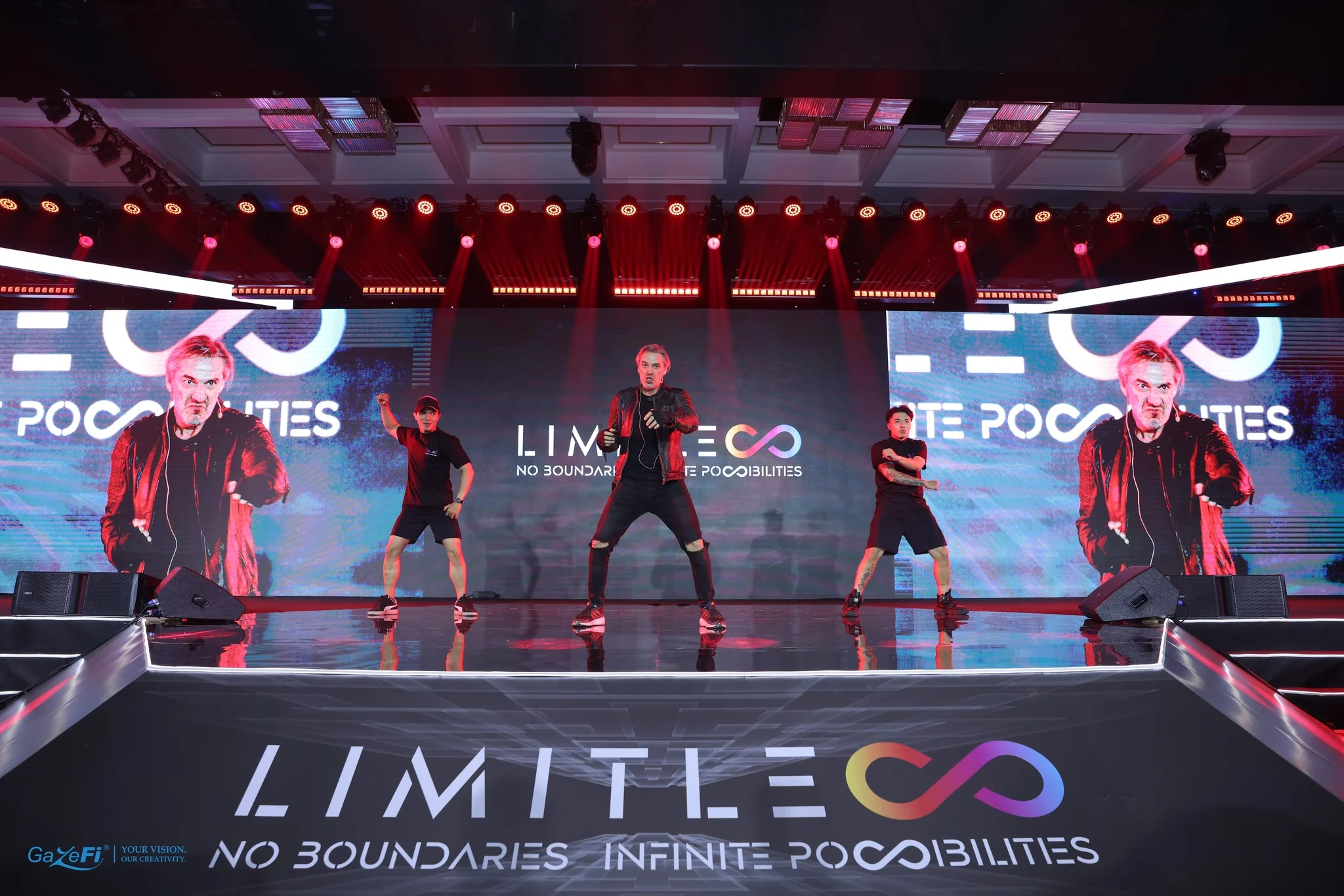 GPI LIMITLESS conference with dynamic performances and staging